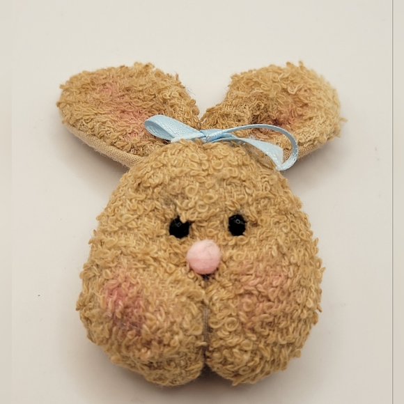 Vintage Handcrafted Easter Bunny Pin. By Foothills Crafts. NEW. - Picture 5 of 5